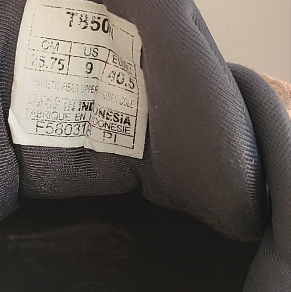 Asics Gel-Nimbus 20 Gray/Peach Running Shoes - Picture 6 of 11